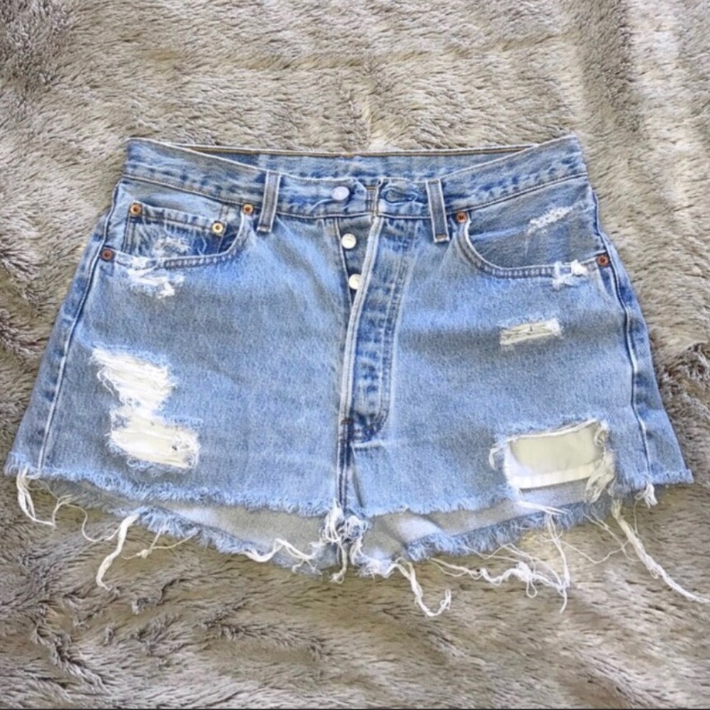Vintage Levi’s shorts